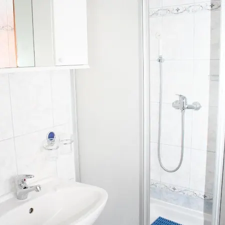 And With Parking Space - 4164 Affittacamere Vodice