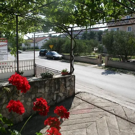 And With Parking Space - 4164