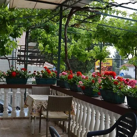 And With Parking Space - 4164 Pensionat Vodice