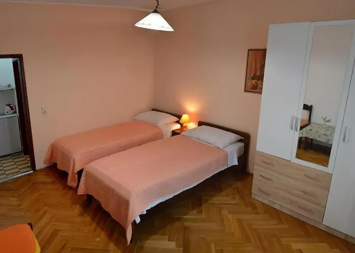 And With Parking Space - 4164 ゲストハウス