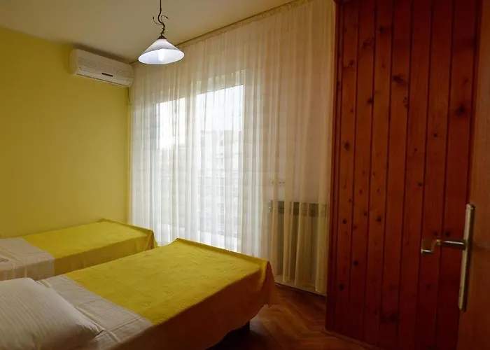 And With Parking Space - 4164 3*