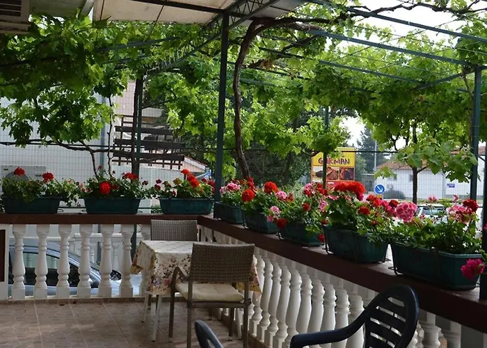 And With Parking Space - 4164 ゲストハウス ヴォディツェ